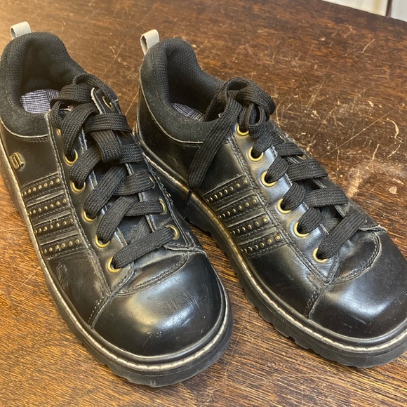 Skechers leather shoes - Picture 1 of 5
